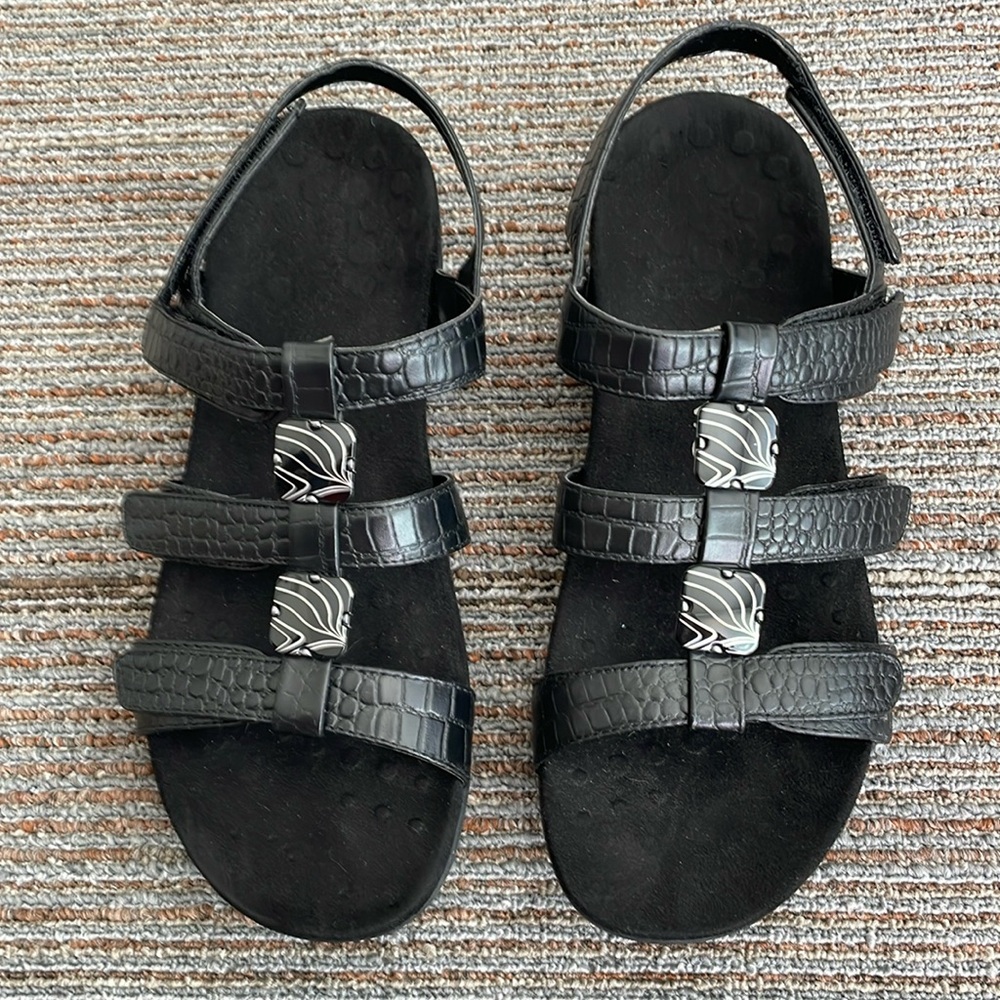 Vionic Women’s Black Sandals Size 9